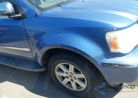 2007 Chrysler Aspen Limited z USA, uszkodzony, nr VIN 1A8HW58207F505539